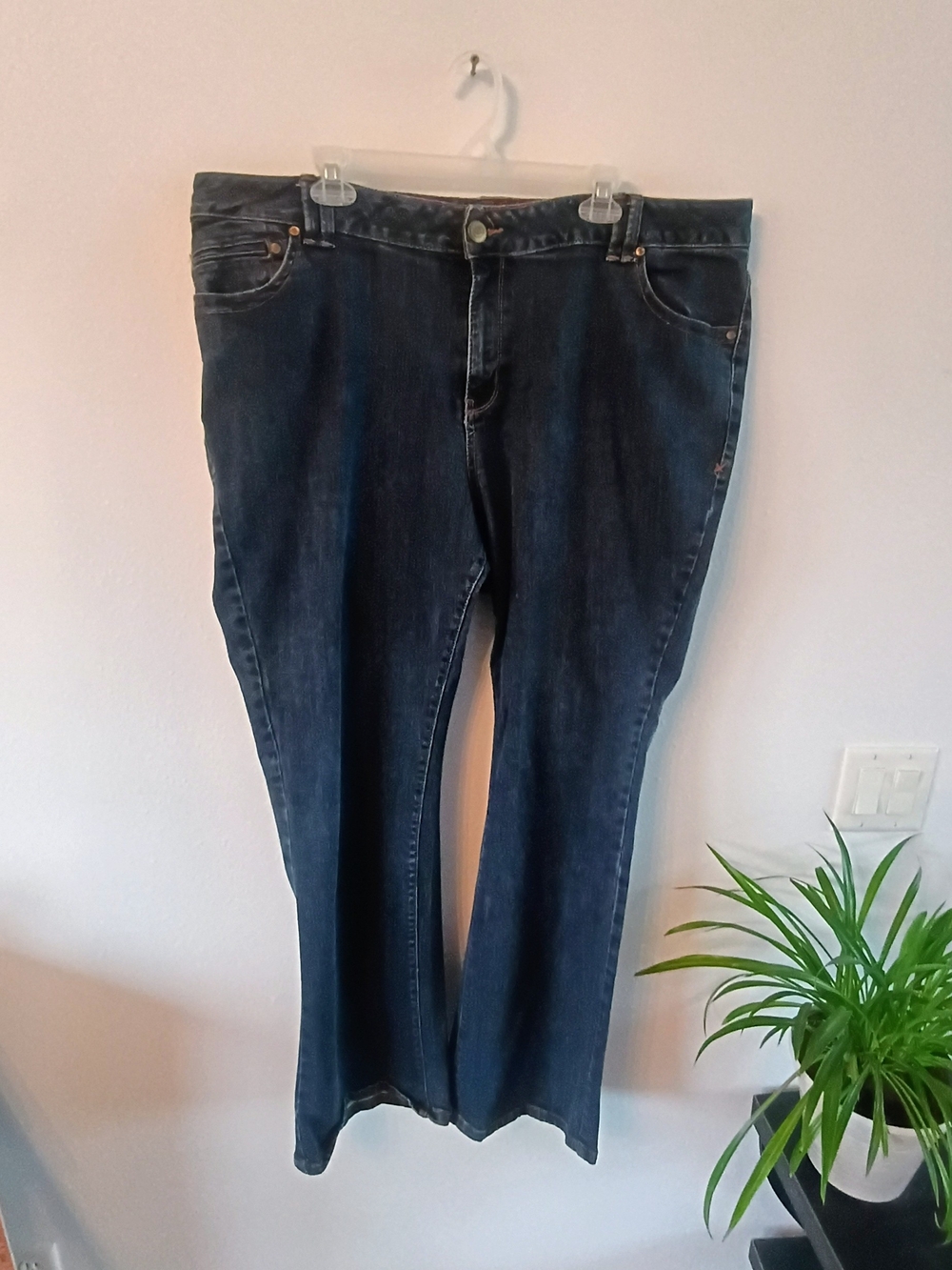 Lane Bryant Slim Bootcut Jeans Dark Wash Stretch Denim Women's 24 Average